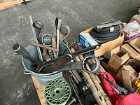 Partij diverse hijsmaterialen, gereedschappen en onderdelen - afbeelding 2 van  14