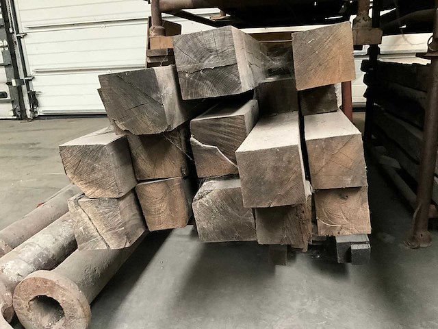 Partij diverse historische eiken balken (15 stuks) - afbeelding 3 van  3