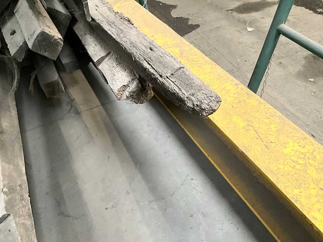 Partij diverse historische eiken balken - afbeelding 7 van  8