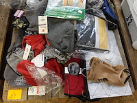 Partij diverse hondenkledij - afbeelding 2 van  7