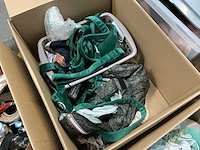 Partij diverse hondenleibanden -en harnassen - afbeelding 3 van  13