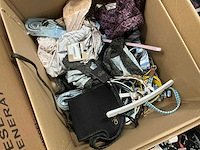 Partij diverse hondenleibanden -en harnassen - afbeelding 5 van  14