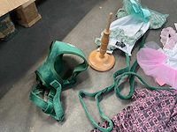 Partij diverse hondenleibanden -en harnassen - afbeelding 8 van  13