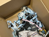 Partij diverse hondenleibanden -en harnassen - afbeelding 6 van  14