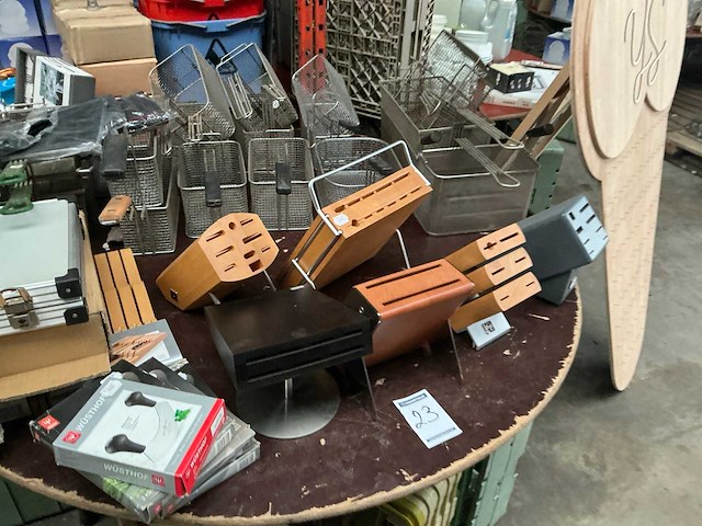 Partij diverse horecabenodigheden - afbeelding 2 van  5