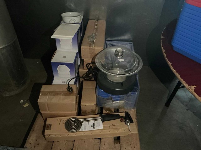 Partij diverse horecabenodigheden - afbeelding 2 van  4