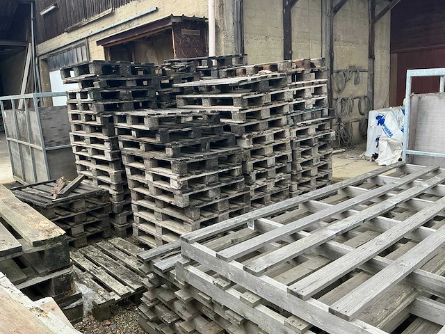 Partij diverse houten palletten - afbeelding 5 van  7