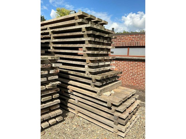 Partij diverse houten palletten - afbeelding 4 van  6