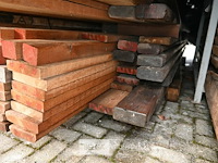 Partij diverse houten planken en balken - afbeelding 5 van  5