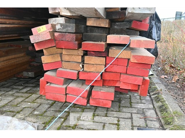 Partij diverse houten planken en balken - afbeelding 3 van  5