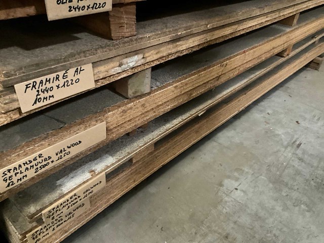 Partij diverse houten platen (35x) - afbeelding 15 van  22