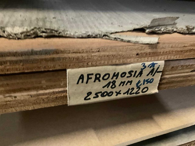 Partij diverse houten platen (35x) - afbeelding 17 van  22