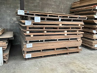 Partij diverse houten platen - afbeelding 1 van  8