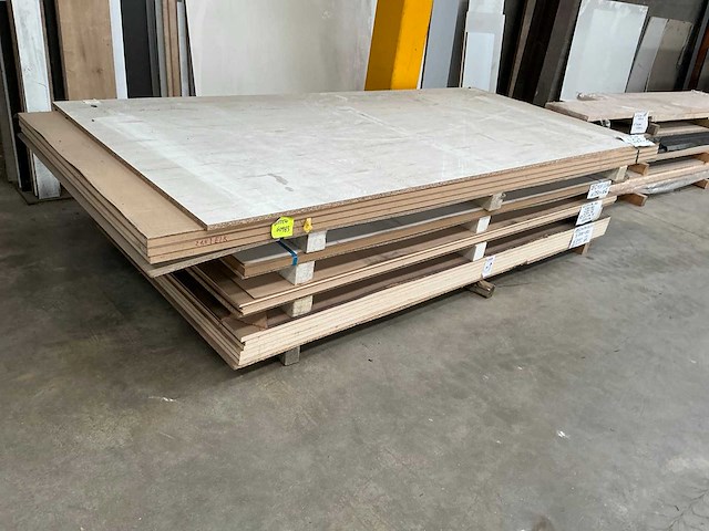 Partij diverse houten platen - afbeelding 2 van  6