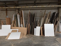 Partij diverse houten platen