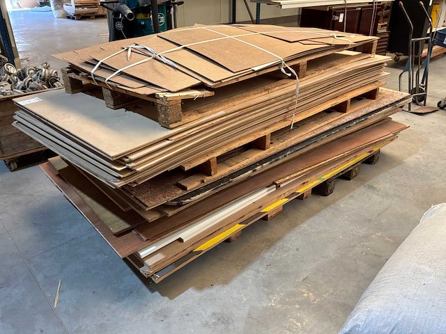 Partij diverse houten platen - afbeelding 2 van  2
