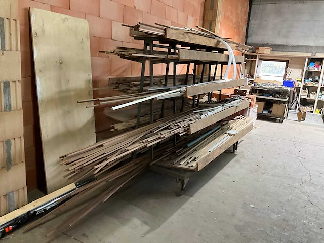 Partij diverse houten profielen - afbeelding 3 van  10