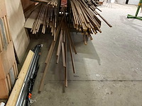 Partij diverse houten profielen - afbeelding 6 van  10