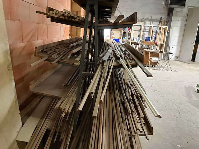 Partij diverse houten profielen - afbeelding 8 van  10