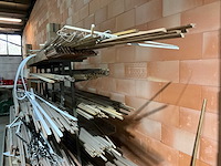 Partij diverse houten profielen - afbeelding 10 van  10