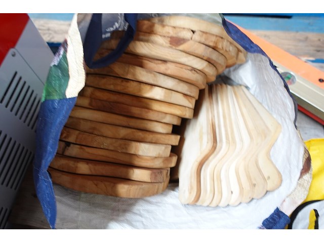 Partij diverse houten snijplanken - afbeelding 4 van  4