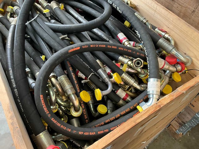 Partij diverse hydraulisch leidingen - afbeelding 3 van  4