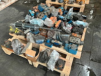 Partij diverse hydraulische onderdelen - afbeelding 4 van  5
