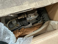 Partij diverse hydraulische onderdelen - afbeelding 7 van  9