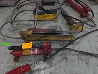 Partij diverse hydraulische pompen en toebehoren - afbeelding 3 van  6
