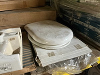 Partij diverse ideal standard sanitaire benodigdheden - afbeelding 3 van  6