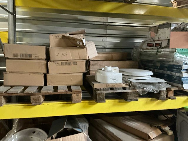 Partij diverse ideal standard sanitaire benodigdheden - afbeelding 6 van  6