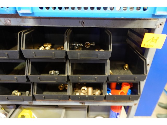 Partij diverse ijzerwaren + metalen rek - afbeelding 24 van  24