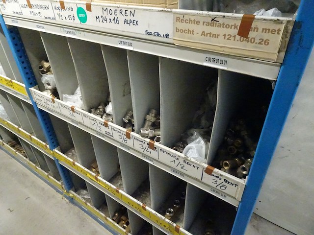 Partij diverse ijzerwaren - afbeelding 2 van  6