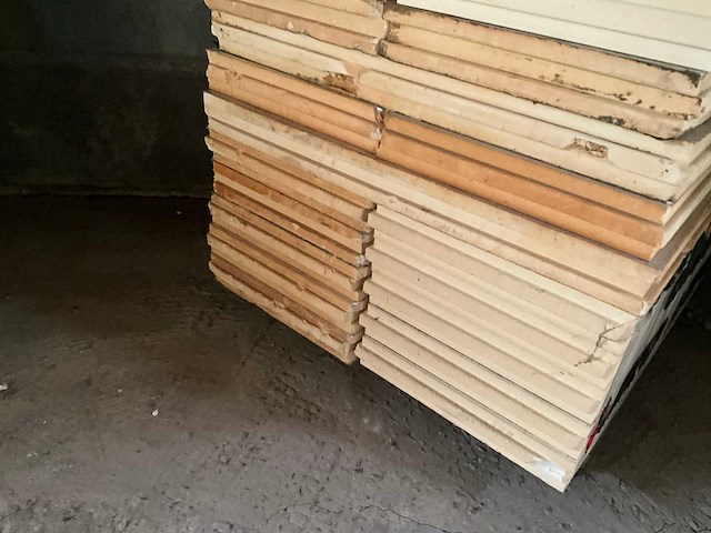 Partij diverse iko isolatie panelen 10 cm tand en groef (16 m2) - afbeelding 4 van  8