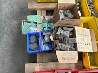 Partij diverse industriële componenten - afbeelding 10 van  16
