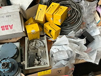 Partij diverse industriële elektro - afbeelding 15 van  18