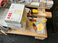 Partij diverse industriële elektro - afbeelding 17 van  18