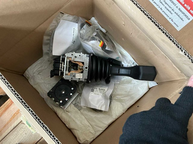 Partij diverse industriële elektro - afbeelding 14 van  16