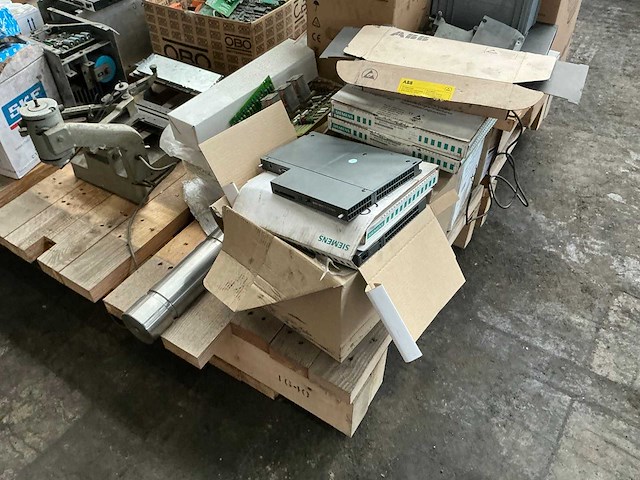 Partij diverse industriële elektro - afbeelding 6 van  17