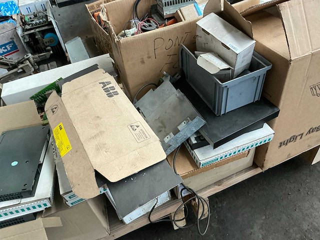 Partij diverse industriële elektro - afbeelding 7 van  17