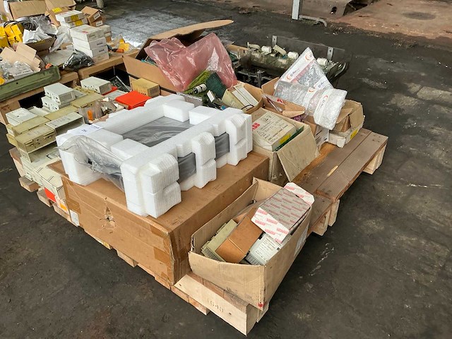 Partij diverse industriële elektro - afbeelding 3 van  5