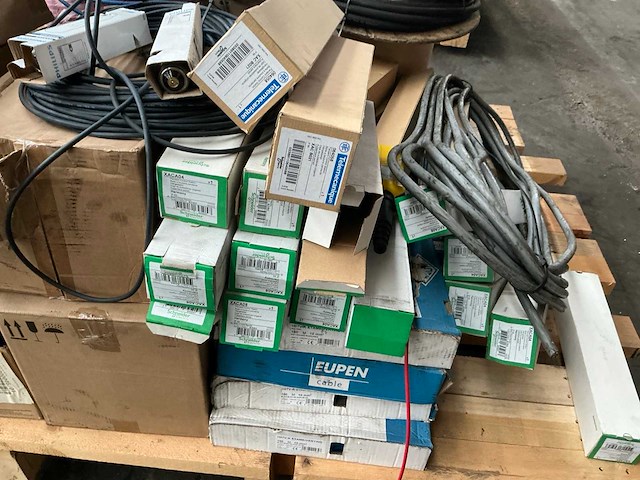 Partij diverse industriële elektro - afbeelding 5 van  9