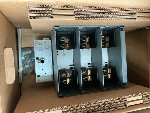 Partij diverse industriële elektro - afbeelding 3 van  11