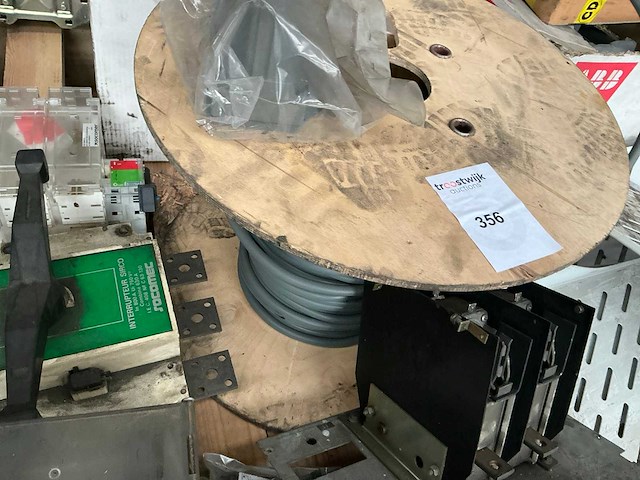 Partij diverse industriële elektro - afbeelding 10 van  11