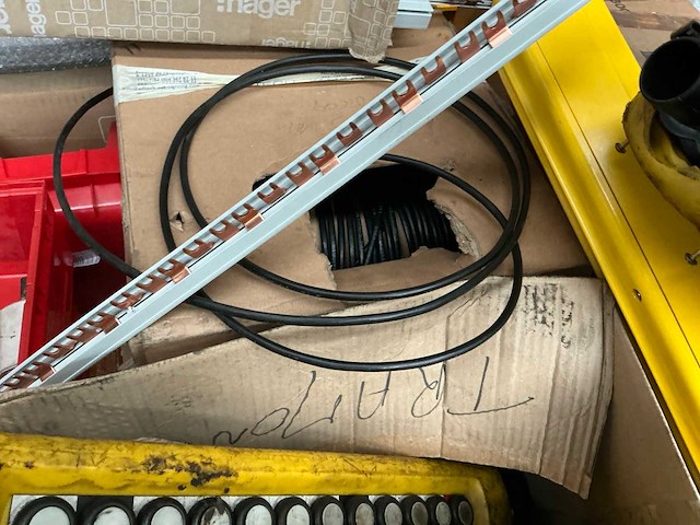 Partij diverse industriële elektro - afbeelding 4 van  8