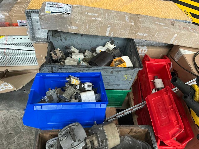 Partij diverse industriële elektro - afbeelding 5 van  8