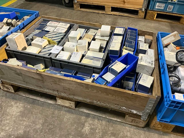 Partij diverse industriële elektro - afbeelding 11 van  11