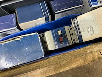 Partij diverse industriële elektro - afbeelding 2 van  11