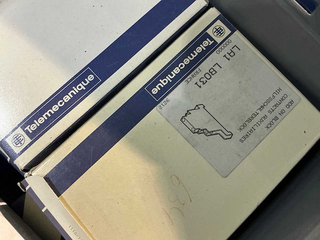 Partij diverse industriële elektro - afbeelding 4 van  11