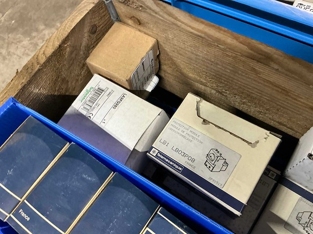 Partij diverse industriële elektro - afbeelding 7 van  11